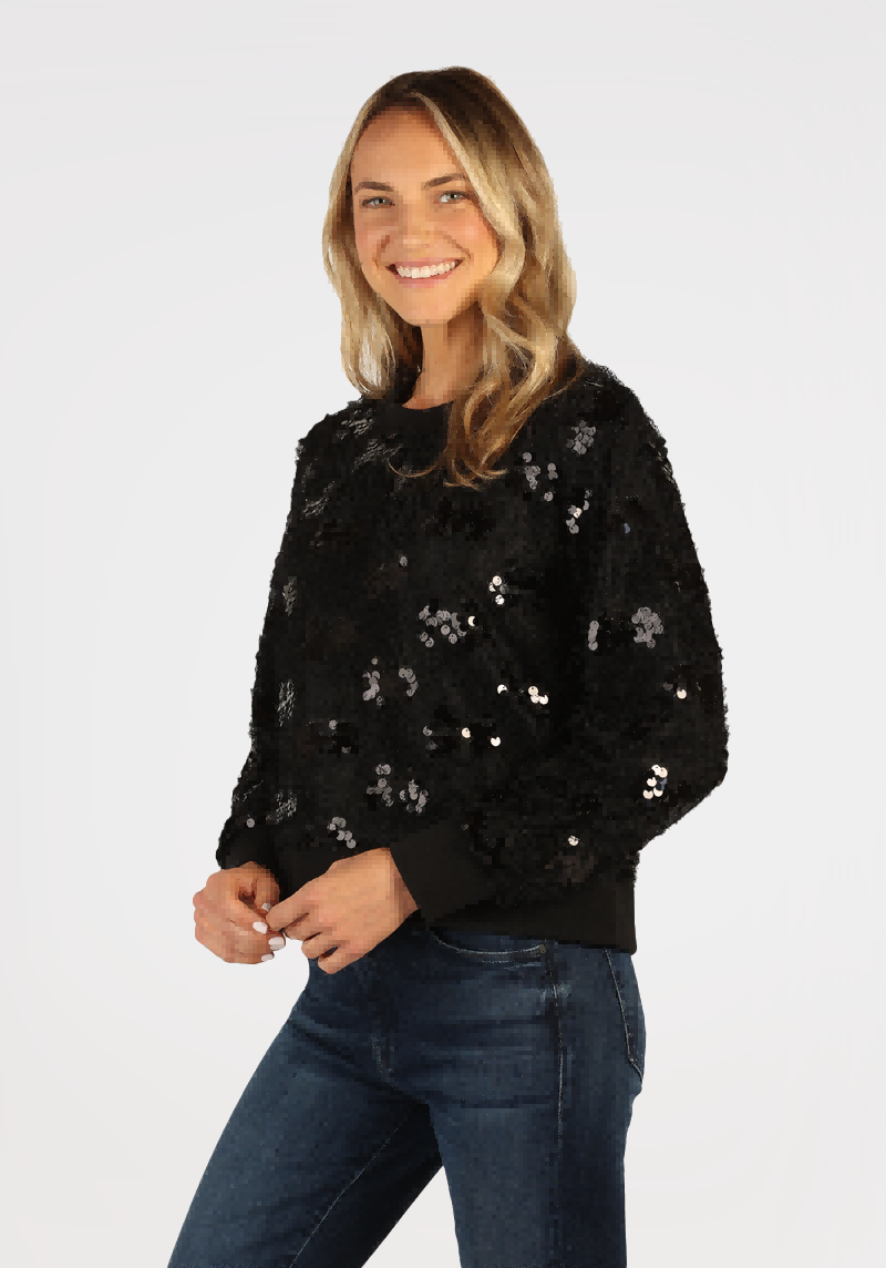 Custom knitwear sweater sample from CENWILD manufacturer