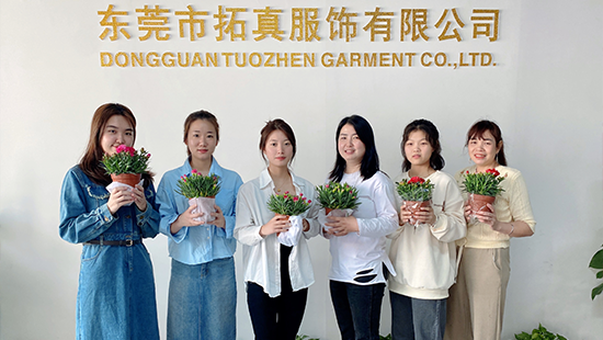 CENWILD sweater manufacturer team and factory employees