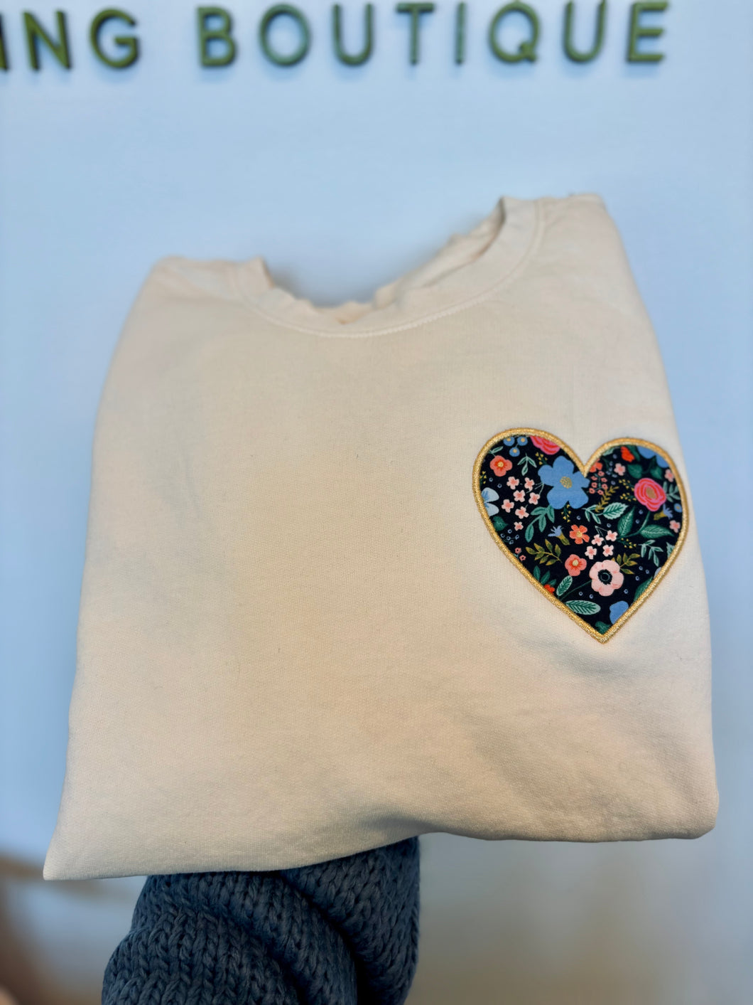 applique embroidery sweater (2)