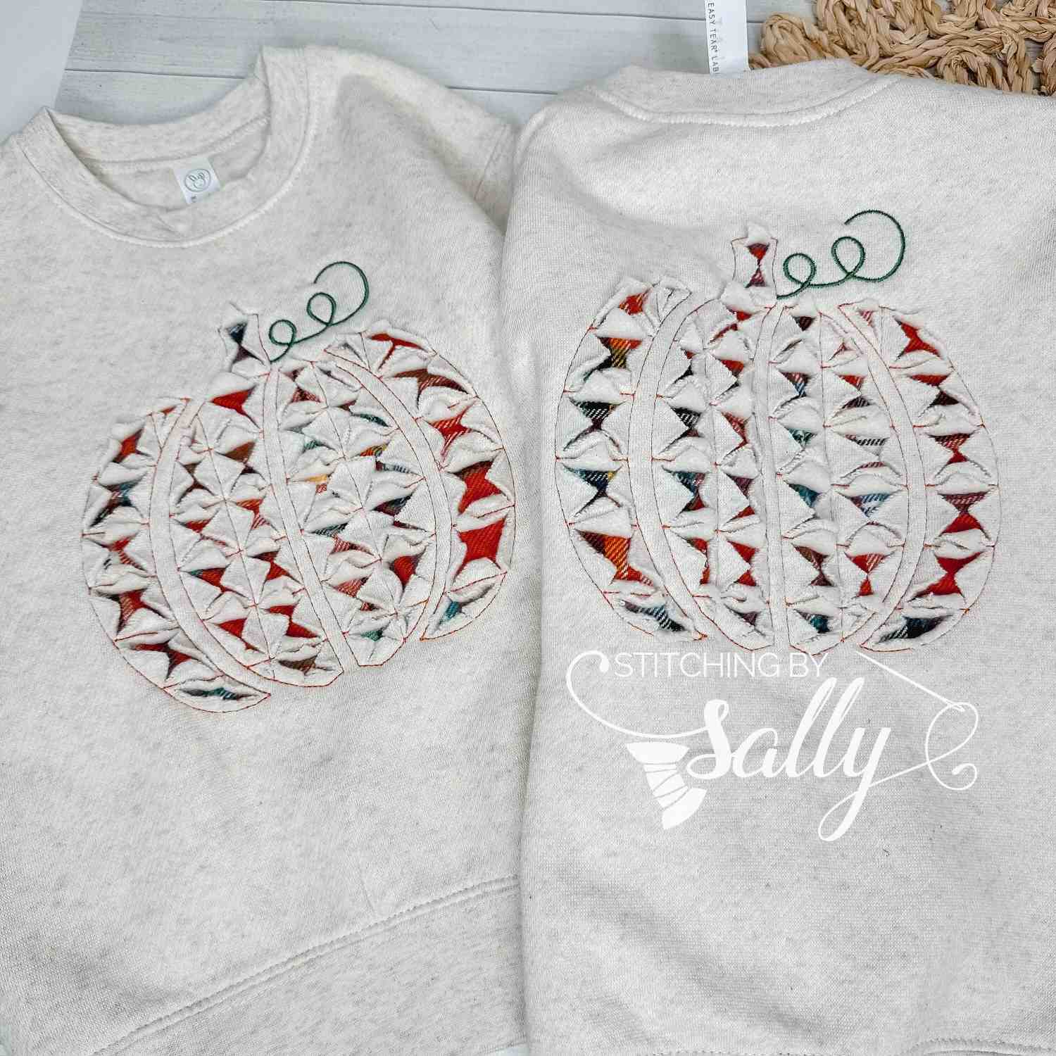 applique embroidery sweater (22)