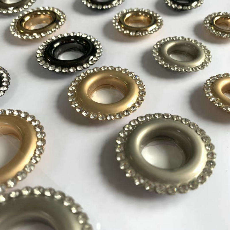 Custom eyelets for knitwear and sweater trim