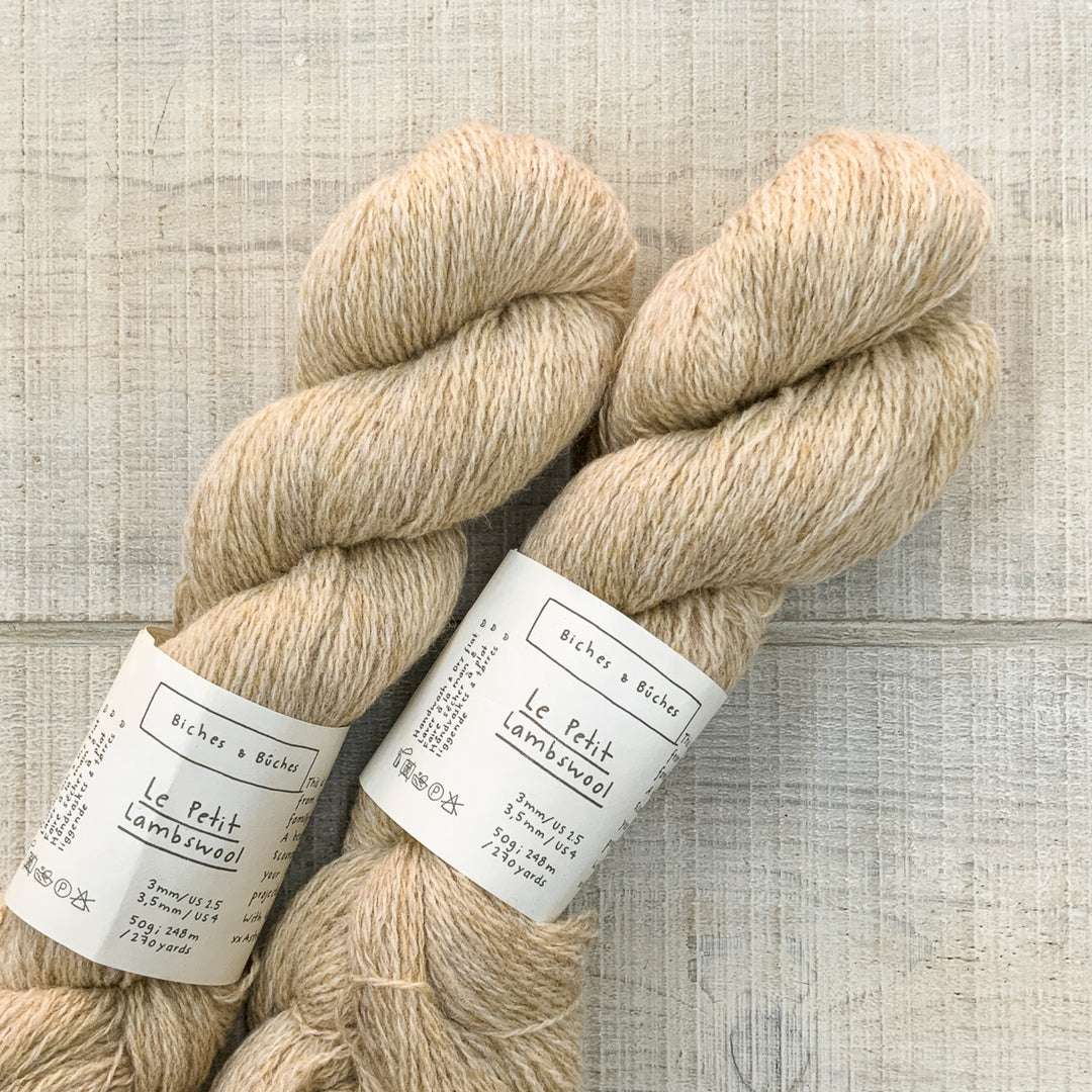 Lambswool yarn for custom knitwear manufacturing