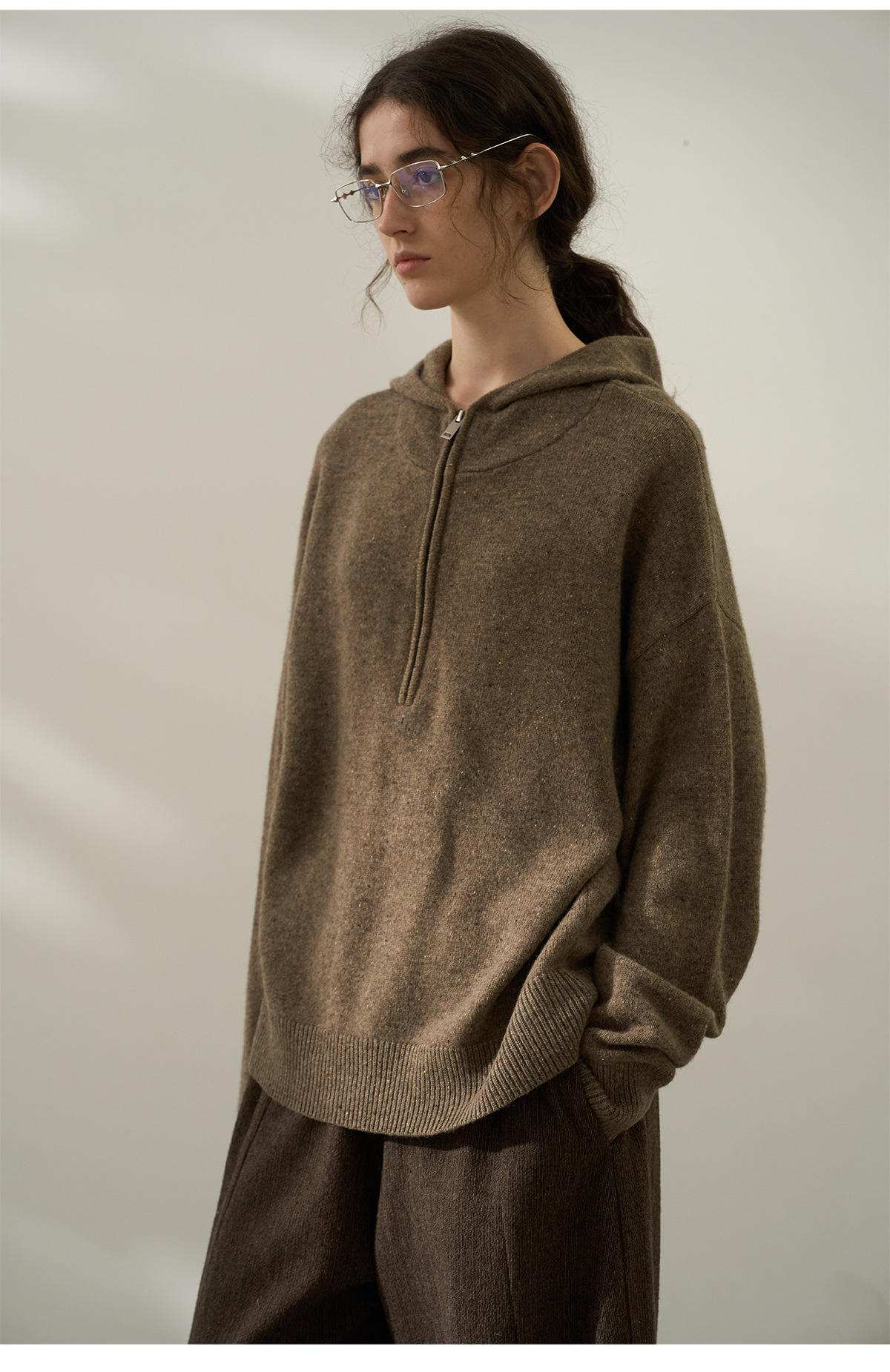 Long sleeve knitted sweater custom knitwear manufacturing