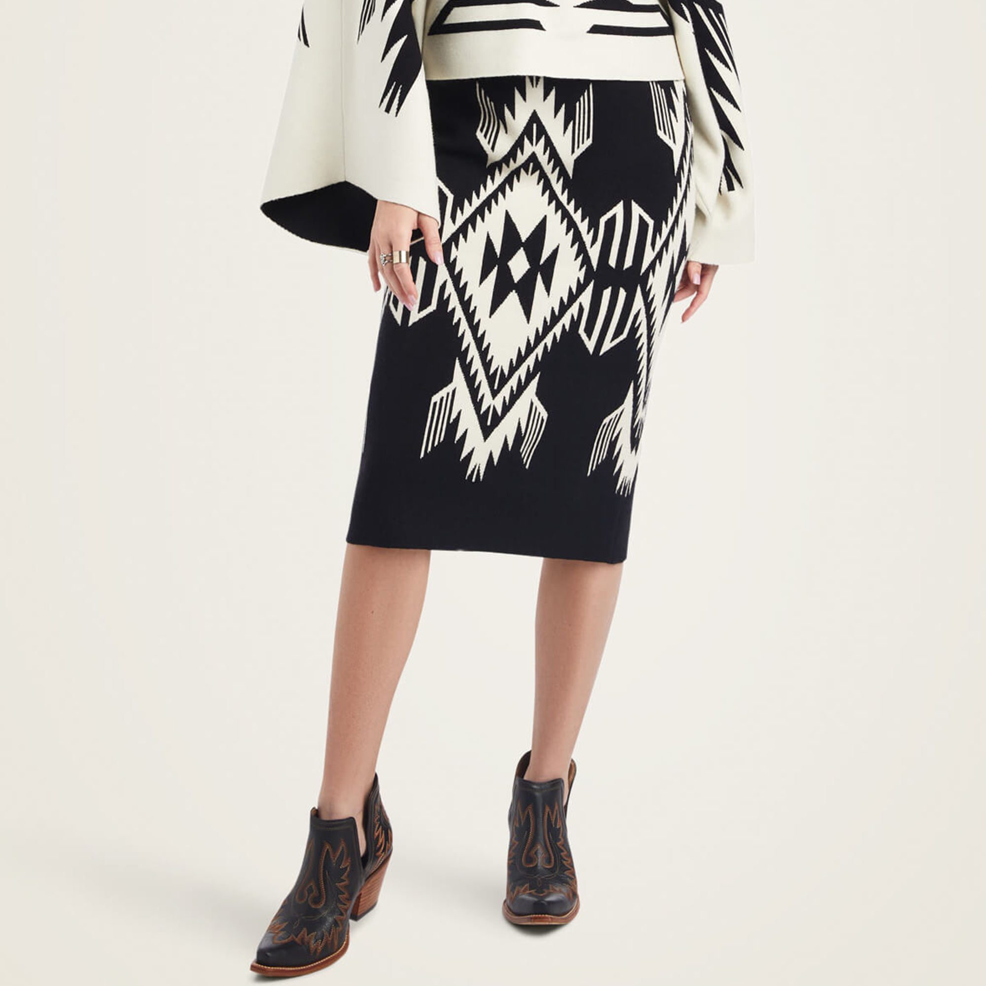 Cardigan Sweater Manufacturer