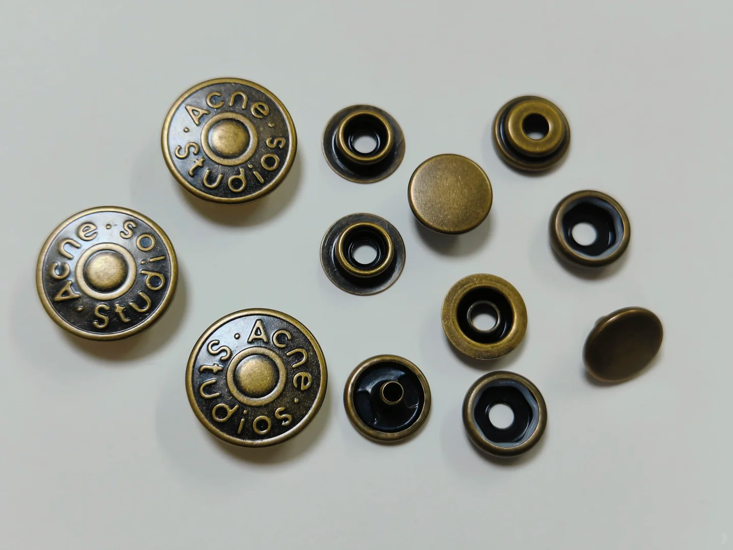 Snap Buttons