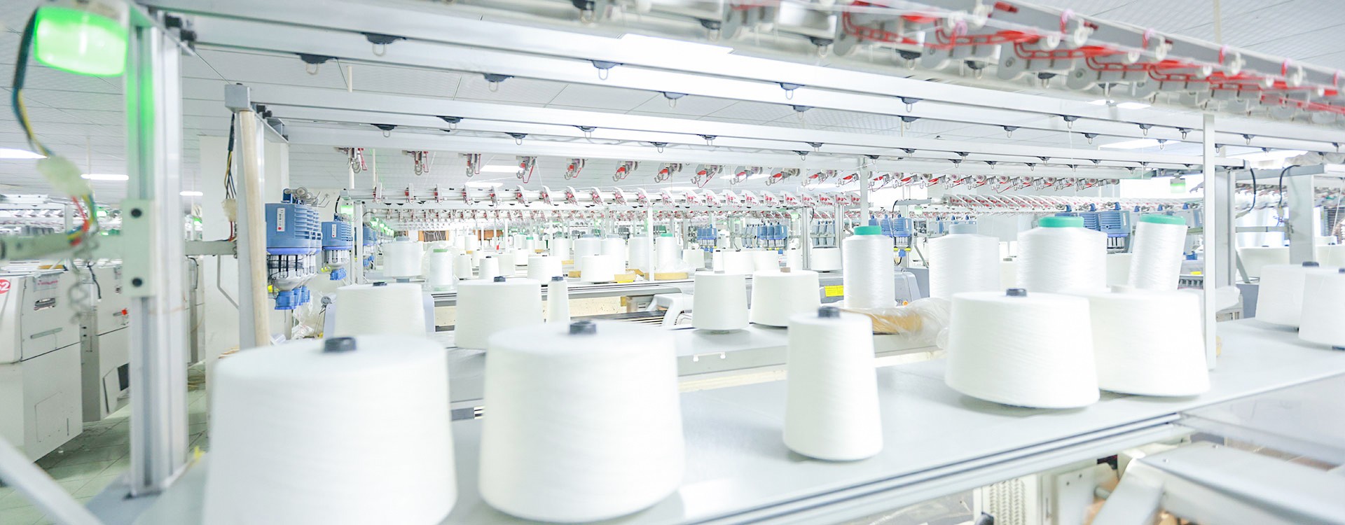 Computerized Knitting & 80,000-Piece Monthly Capacity